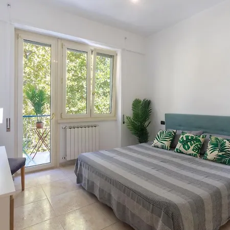 Ostia Holiday Tartane Apartment